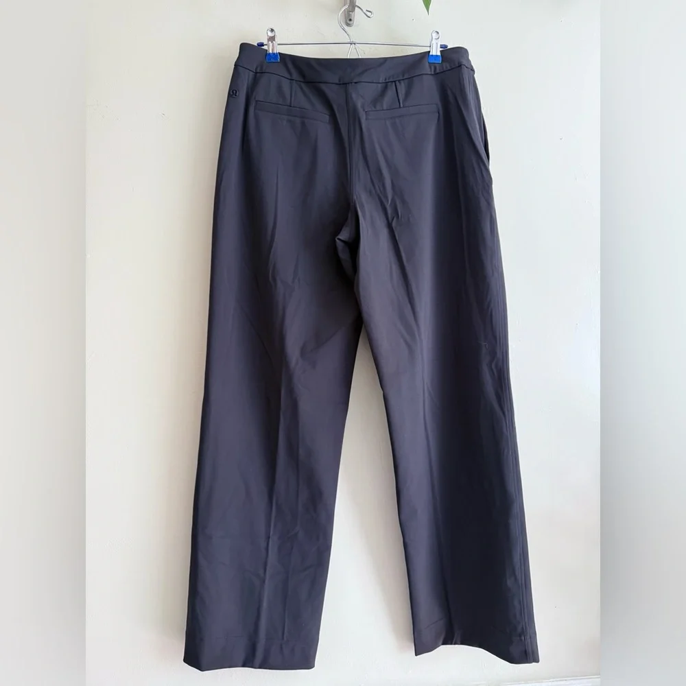 lululemon athletica Black Joggers size large‎ women - Picture 2 of 10